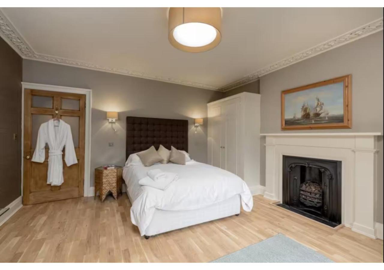 Joivy Boutique Apt With Patio In New Town Edinburgh Luaran gambar
